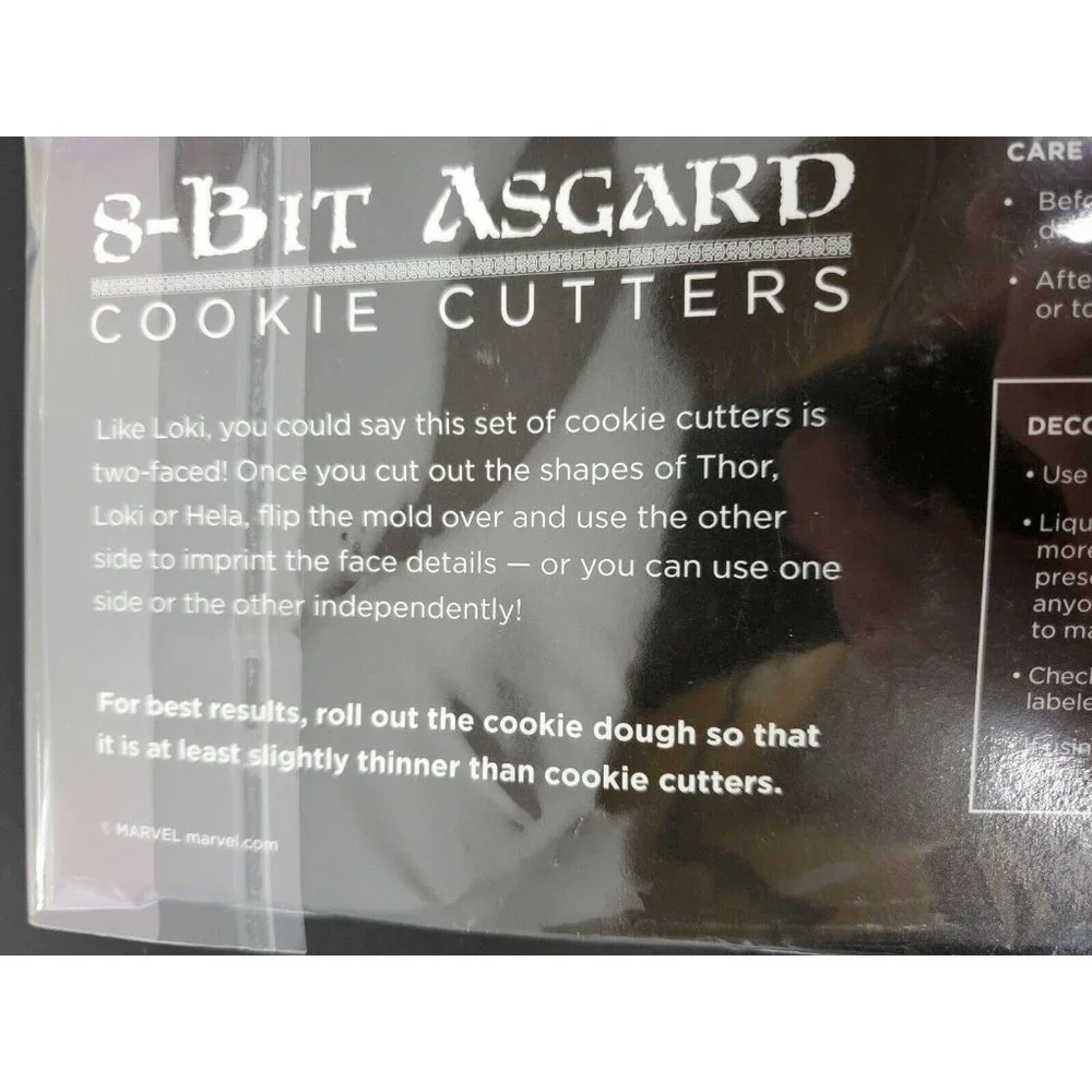 Loot Crate Marvel 8-Bit Asgard‎ Cookie Cutters feat